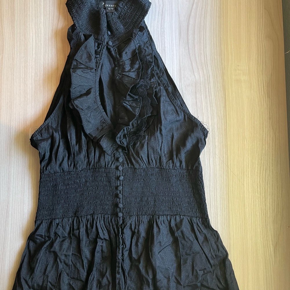 EUC twenty one medium women’s top